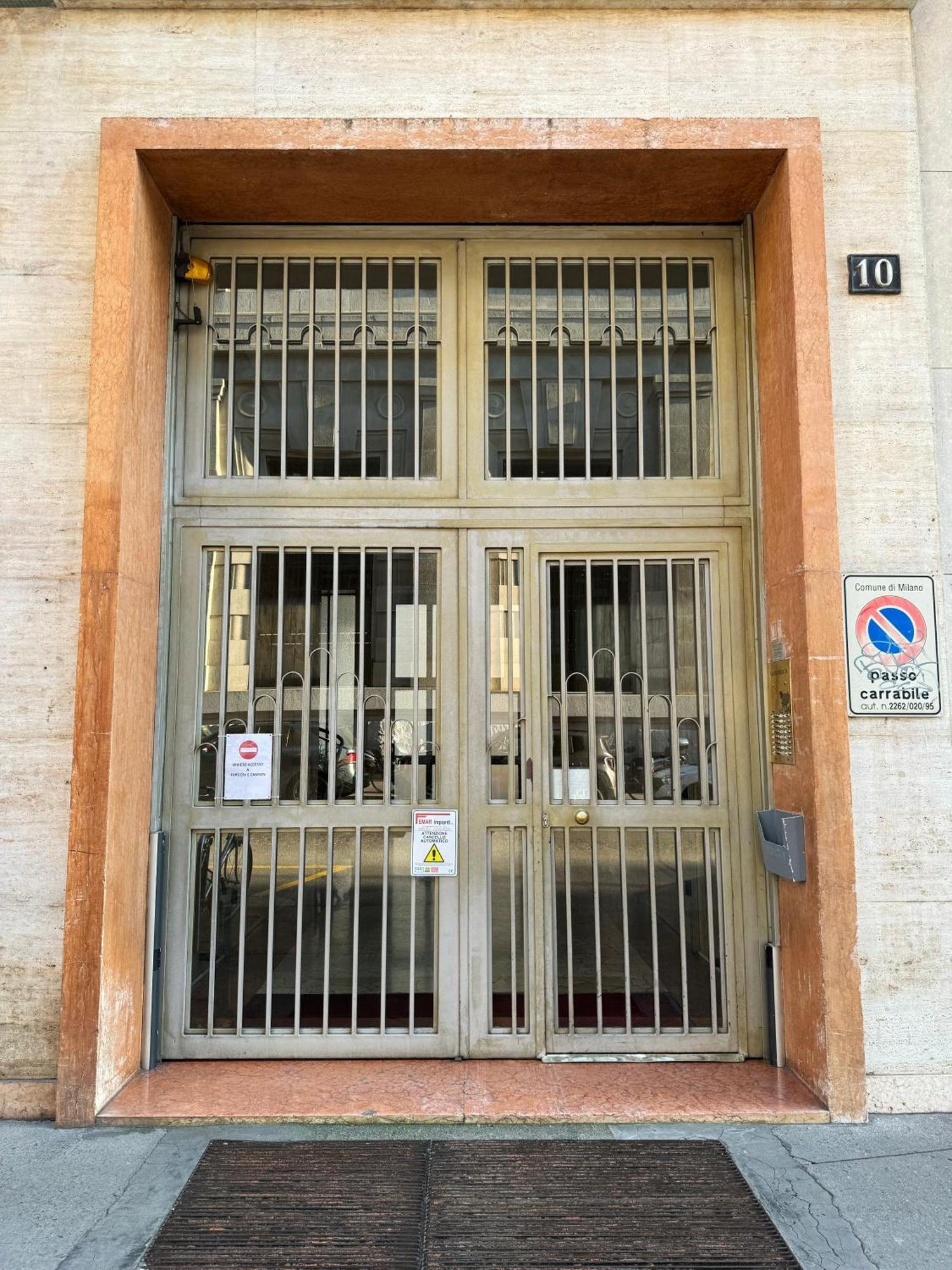 Gohost - City Hideaway A Few Minutes From Milano Centrale ภายนอก รูปภาพ