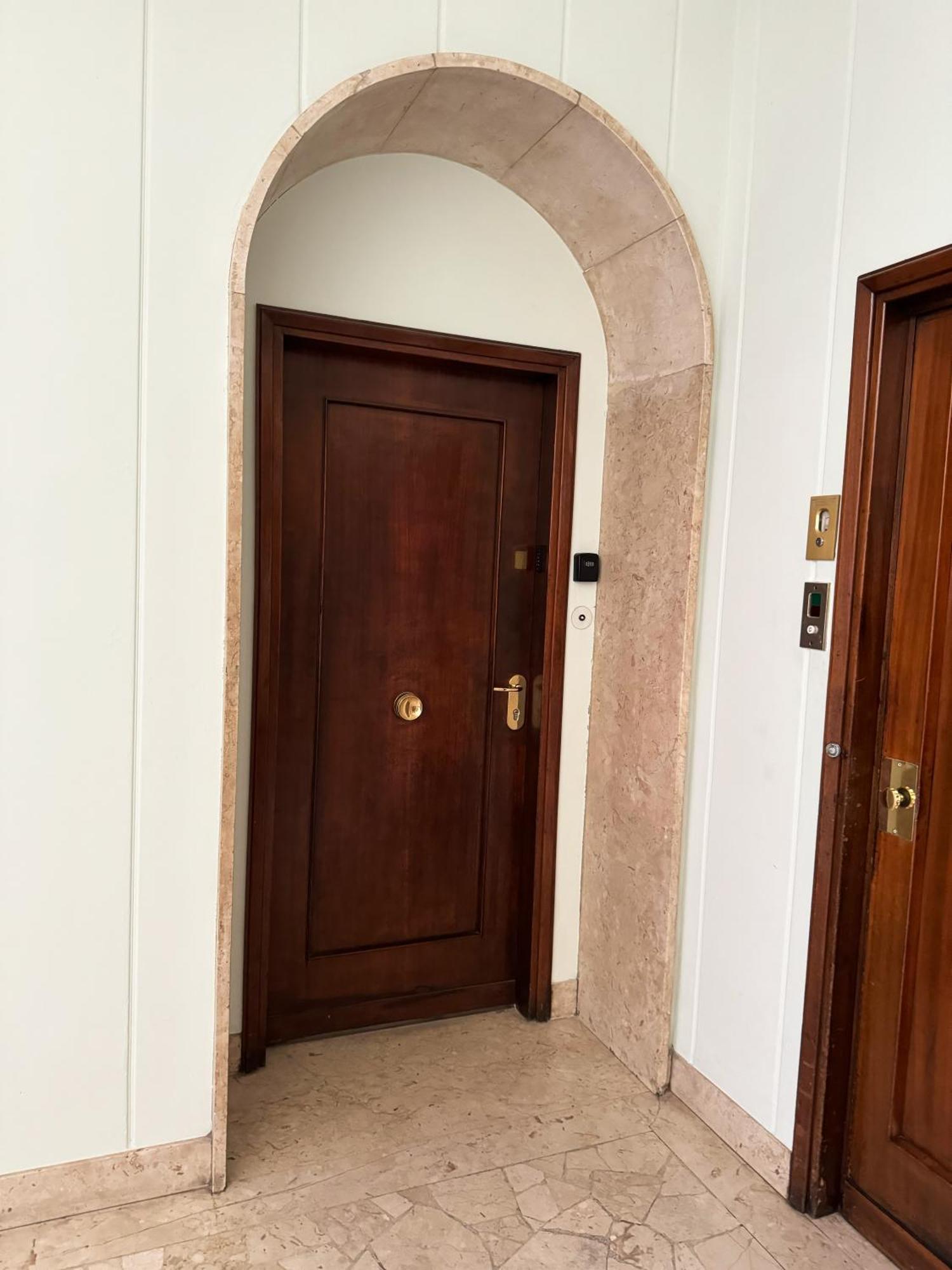 Gohost - City Hideaway A Few Minutes From Milano Centrale ภายนอก รูปภาพ