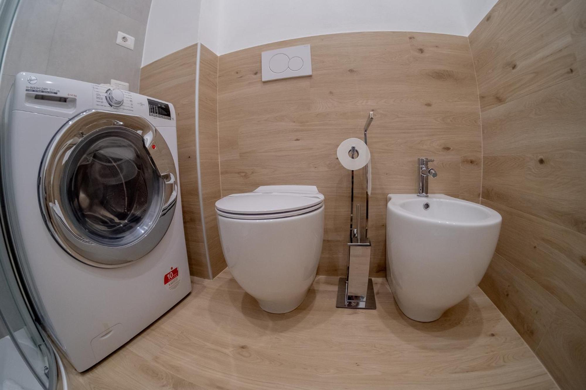 Gohost - City Hideaway A Few Minutes From Milano Centrale ภายนอก รูปภาพ